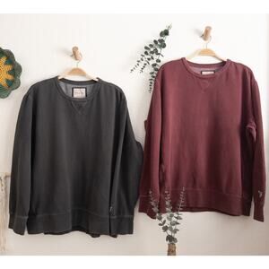 American Eagle Super Soft Sweatshirts 2 Piece Bundle Size XL  some pilling